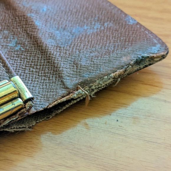 Louis Vuitton Monogram Key Holder/Wallet #1166💥PRICE DROP💥 - Picture 8 of 9